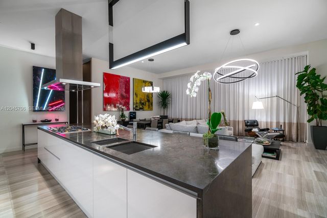 4701 N Meridian Ave 209, Miami Beach, FL 33140