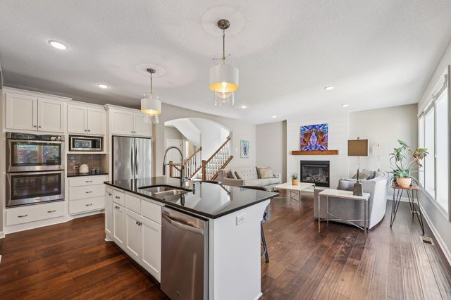 1143 Pine Hill Lane, White Bear Twp, MN 55127