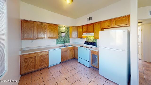 4013 N Stone Ave Unit 2, Tucson, AZ 85705