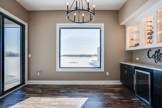 18311 Highview Dr, Goddard, KS 67052