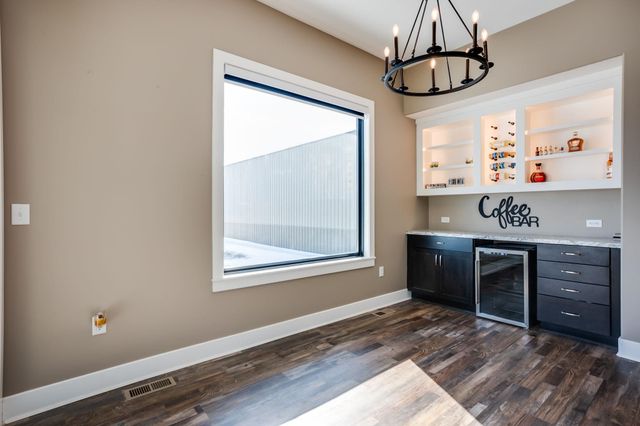 18311 Highview Dr, Goddard, KS 67052