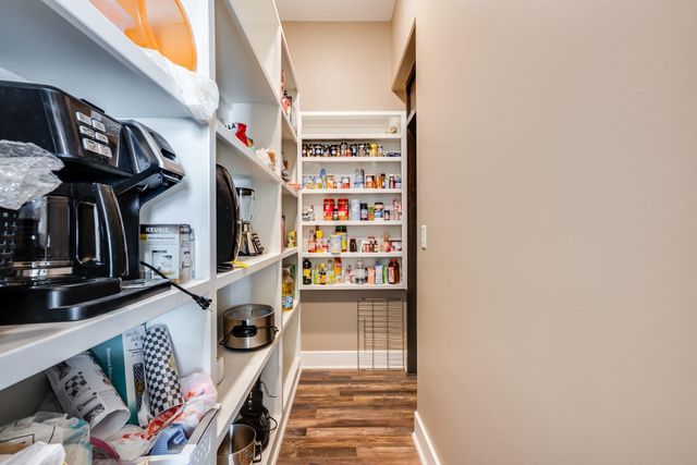 18311 Highview Dr, Goddard, KS 67052