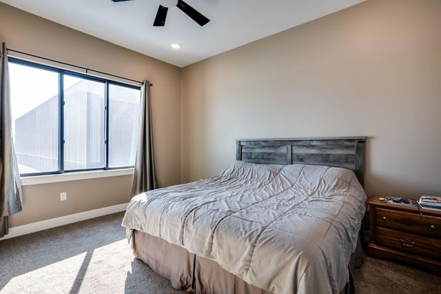 18311 Highview Dr, Goddard, KS 67052