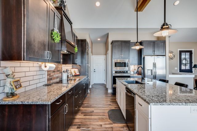 18311 Highview Dr, Goddard, KS 67052