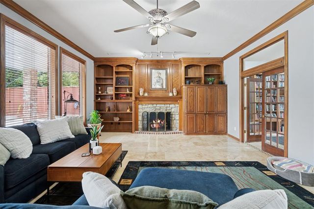 1412 Hunters Creek Road, Edmond, OK 73003