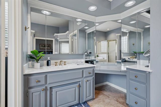 1412 Hunters Creek Road, Edmond, OK 73003