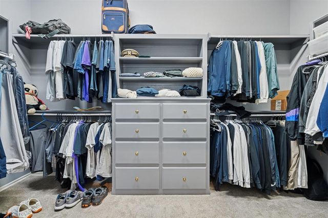 1412 Hunters Creek Road, Edmond, OK 73003