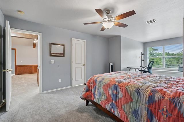 1412 Hunters Creek Road, Edmond, OK 73003