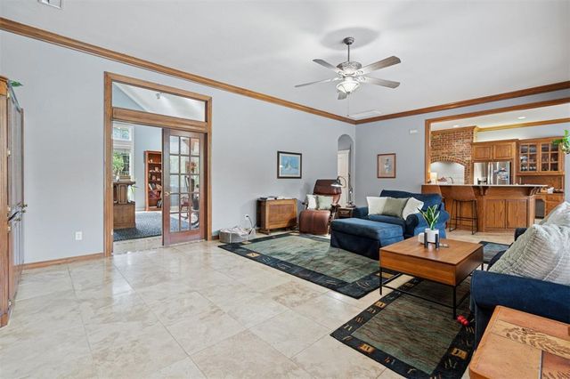 1412 Hunters Creek Road, Edmond, OK 73003