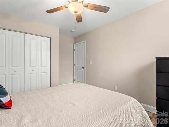 92 Lakeside Drive, Asheville, NC 28806