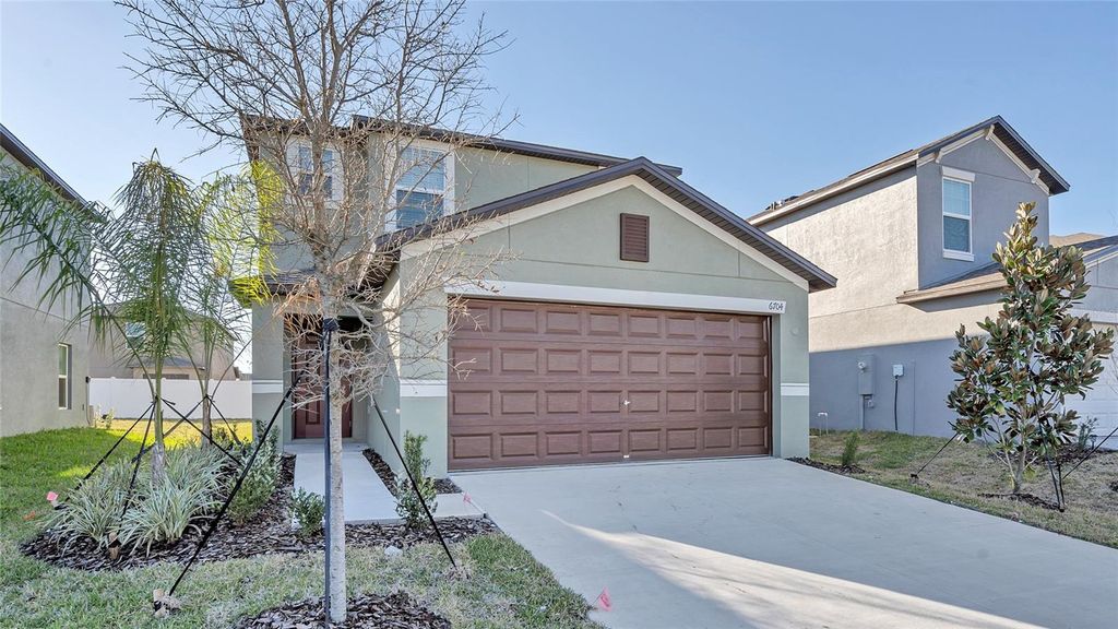 6704 BACK FORTY LOOP, Zephyrhills, FL 33541