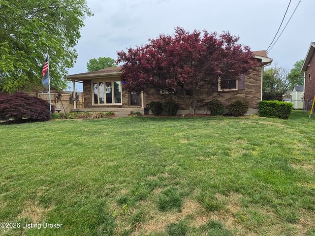 7011 Uranus Dr, Louisville, KY 40258