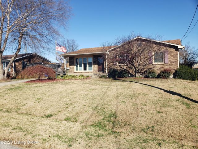 7011 Uranus Dr, Louisville, KY 40258