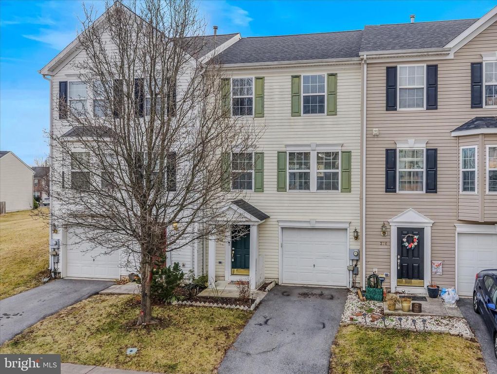 278 SCARBORO DR, Bunker Hill, WV 25413