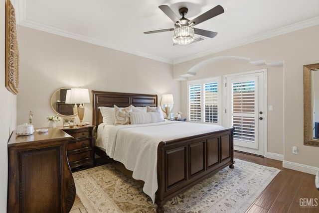 8600 Lago Di Como Lane, Bakersfield, CA 93312