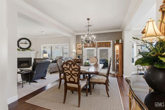 8600 Lago Di Como Lane, Bakersfield, CA 93312