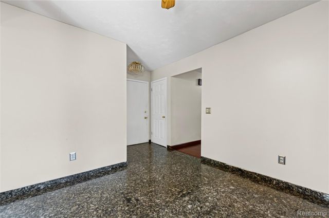 2168 Keystone Drive, Sterling Heights, MI 48310