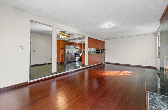 2168 Keystone Drive, Sterling Heights, MI 48310