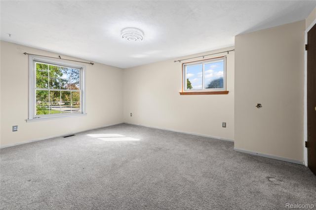 2168 Keystone Drive, Sterling Heights, MI 48310