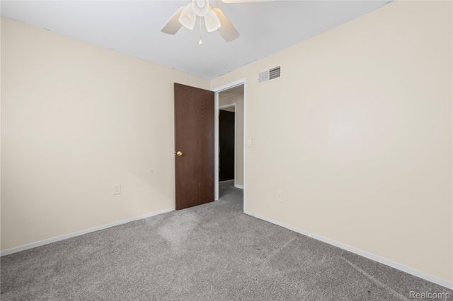 2168 Keystone Drive, Sterling Heights, MI 48310