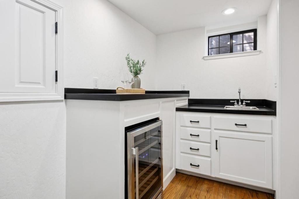 Image 28 of property listing at 164 Springdale Way, Redwood City, CA 94062