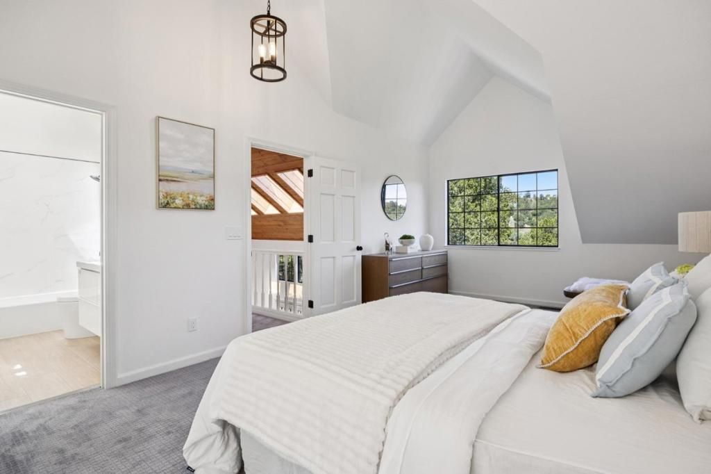 Image 38 of property listing at 164 Springdale Way, Redwood City, CA 94062