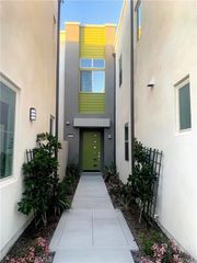 121 Terrapin, Irvine, CA 92618