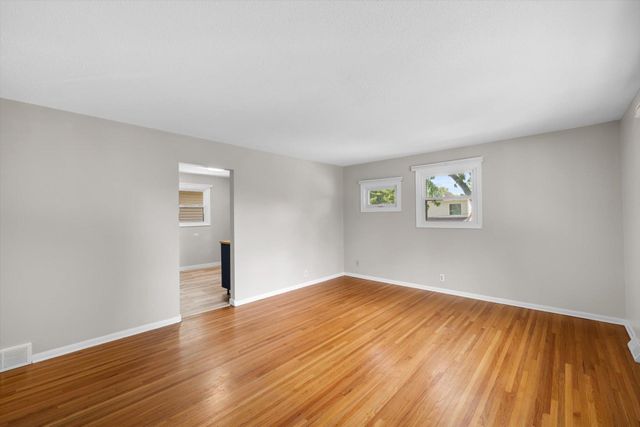 5856 Washburn Avenue S, Minneapolis, MN 55410