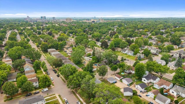 5856 Washburn Avenue S, Minneapolis, MN 55410