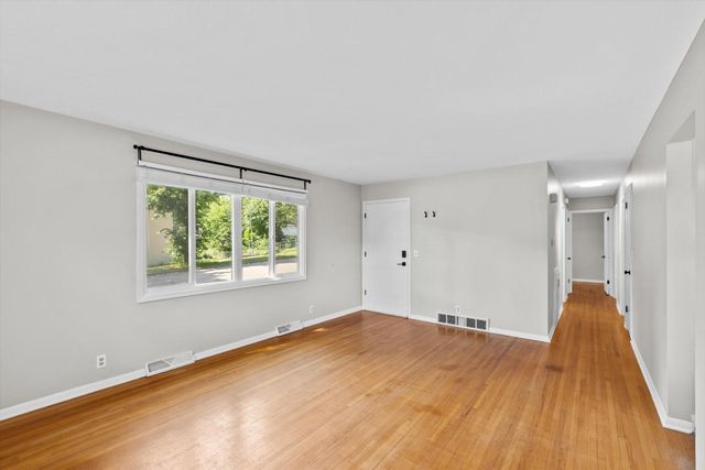 5856 Washburn Avenue S, Minneapolis, MN 55410