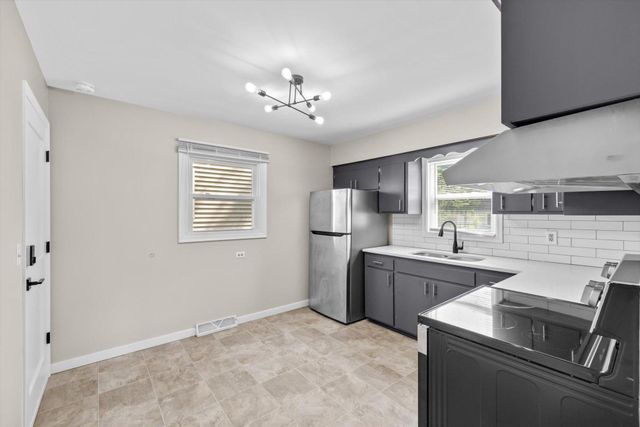 5856 Washburn Avenue S, Minneapolis, MN 55410