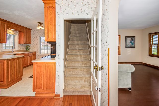 2110 E Oakland Avenue, Bloomington, IL 61701