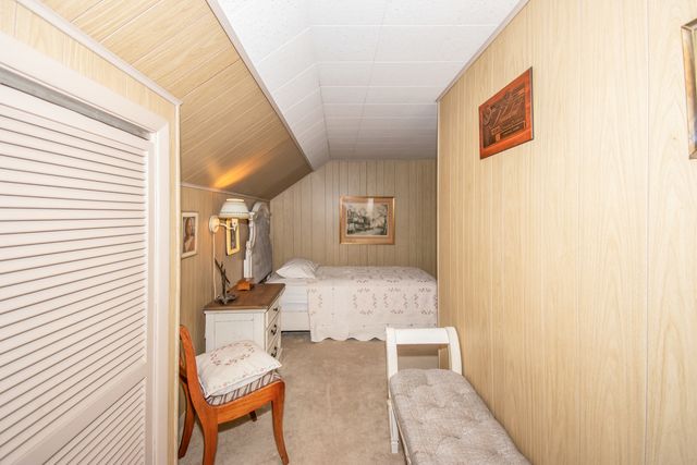 2110 E Oakland Avenue, Bloomington, IL 61701