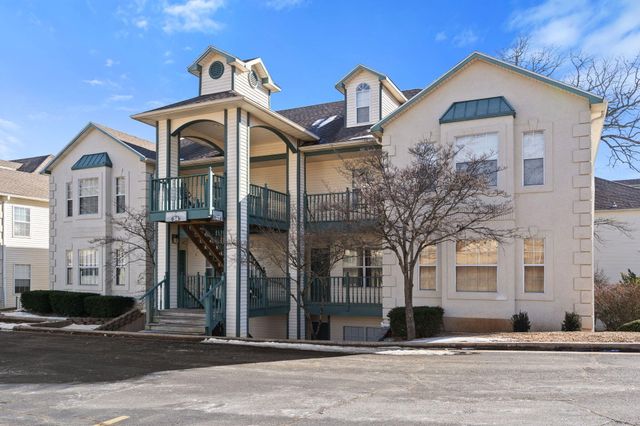 127 The Bluffs Apt 1, Branson, MO 65616