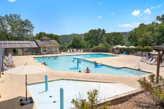 127 The Bluffs Apt 1, Branson, MO 65616