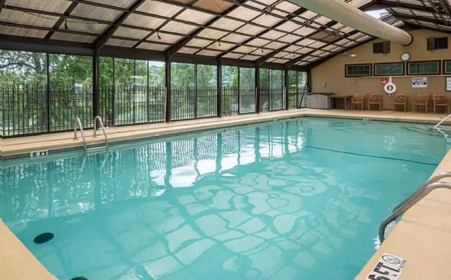 127 The Bluffs Apt 1, Branson, MO 65616