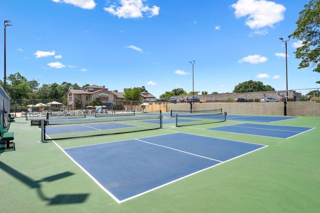 127 The Bluffs Apt 1, Branson, MO 65616