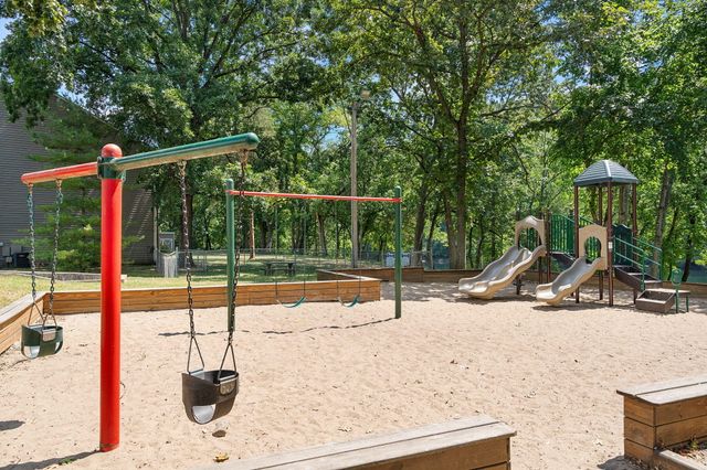 127 The Bluffs Apt 1, Branson, MO 65616