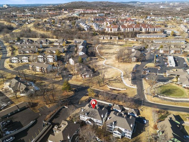 127 The Bluffs Apt 1, Branson, MO 65616