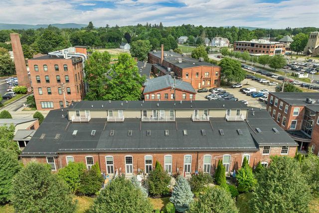 48 Landing Ln Unit 7, Laconia, NH 03246