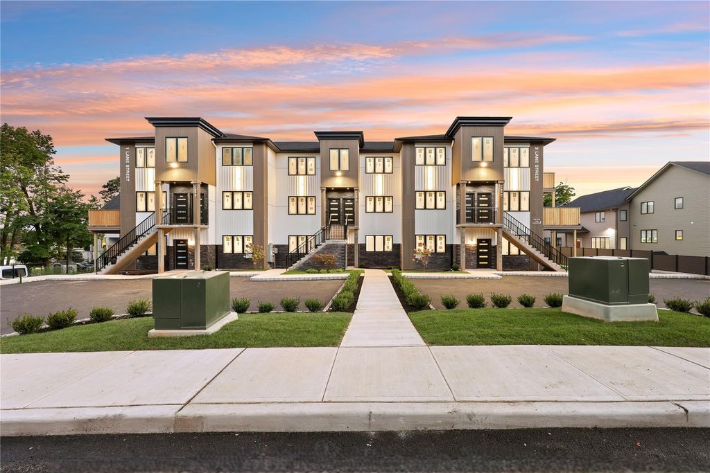 1 Lane Street 101, Monsey, NY 10952