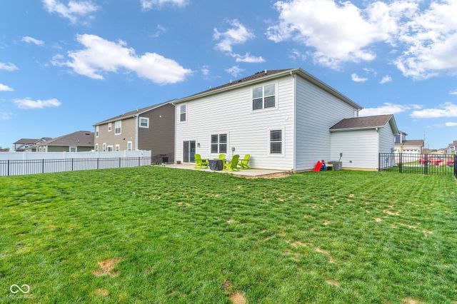 275 Lucky Hat Lane, Danville, IN 46122