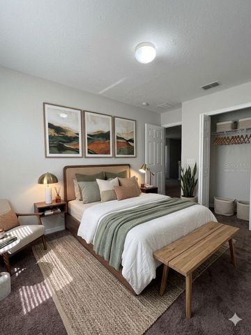 572 CRESTING OAK CIRCLE 19, Orlando, FL 32824