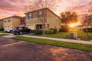 572 CRESTING OAK CIRCLE 19, Orlando, FL 32824