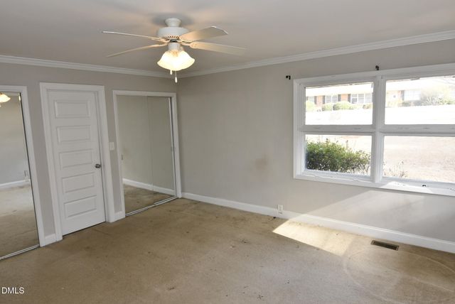 320 Crescent Drive, Clayton, NC 27520