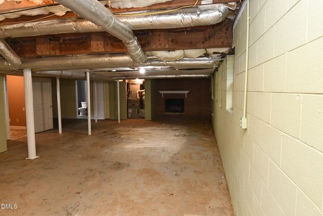 320 Crescent Drive, Clayton, NC 27520