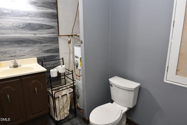 320 Crescent Drive, Clayton, NC 27520