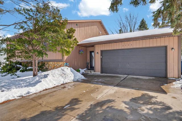 2755 MONTCLAIR PLACE, Oshkosh, WI 54904