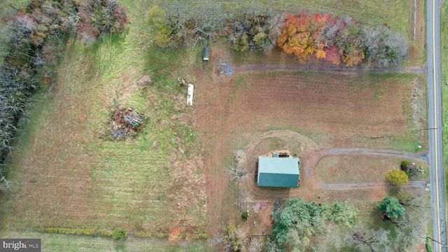 7035 LEEDS MANOR, Marshall, VA 20115