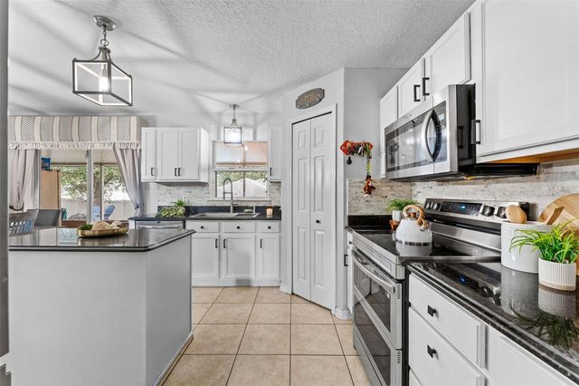 1778 SUNSET RIDGE DRIVE, Mascotte, FL 34753